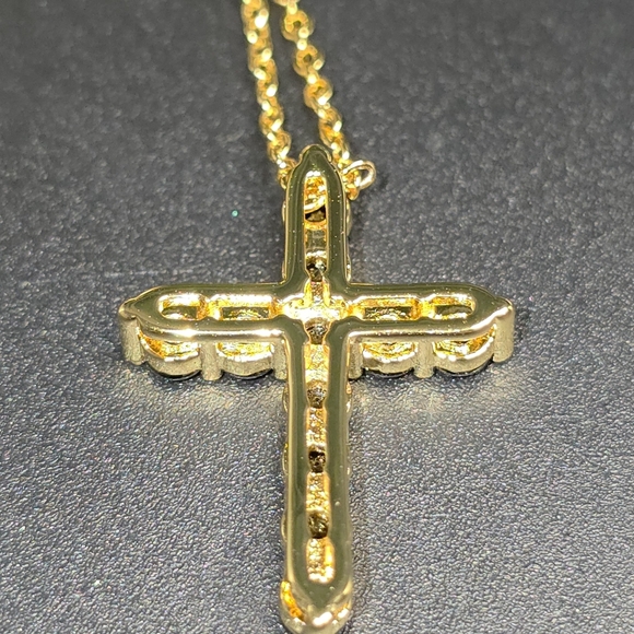 π€ 3.mm Black Moissanite Cross Necklace β Gold-Filled π€ - Picture 5 of 5